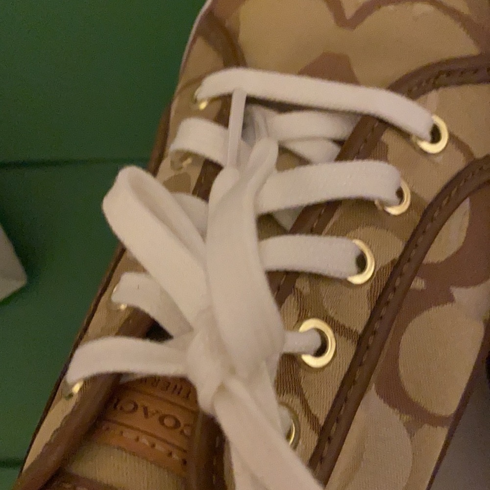 Coach Shoes - Picture 5 of 10